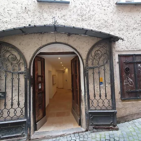 Blaue Lilie Im Herzen Der Altstadt شقة